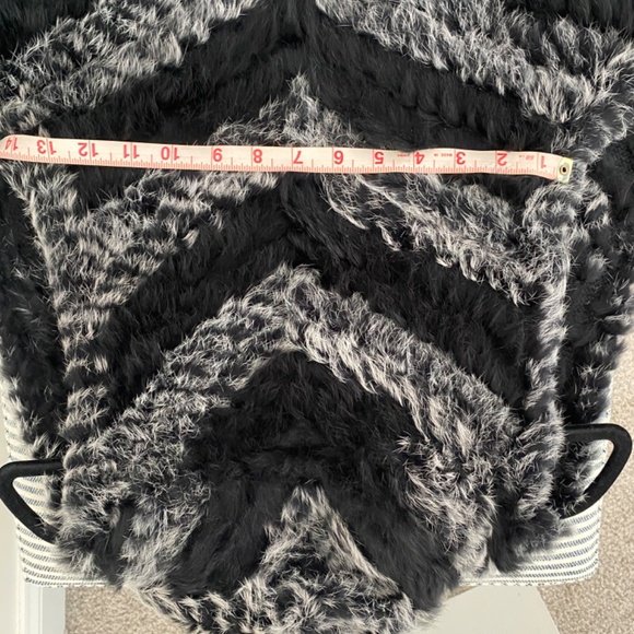 Marc by Marc Jacobs Rabbit Fur Vest - Picture 10 of 10